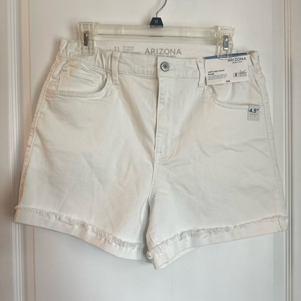 Arizona Jean Company Women's White Hi-Rise Curvy Midi Denim Shorts